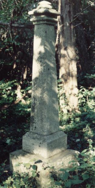 Robert M. Hovious' tombstone.