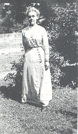 Sarah M. Hovious (?) about 1905